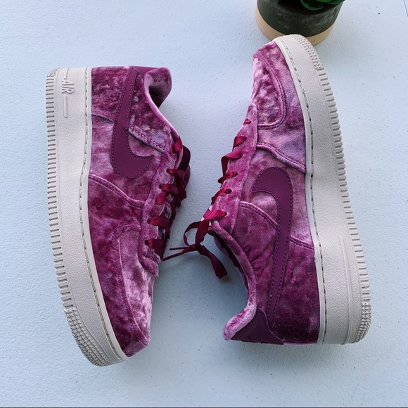 NIKE AIR FORCE 1  - NIB - Picture 4 of 8